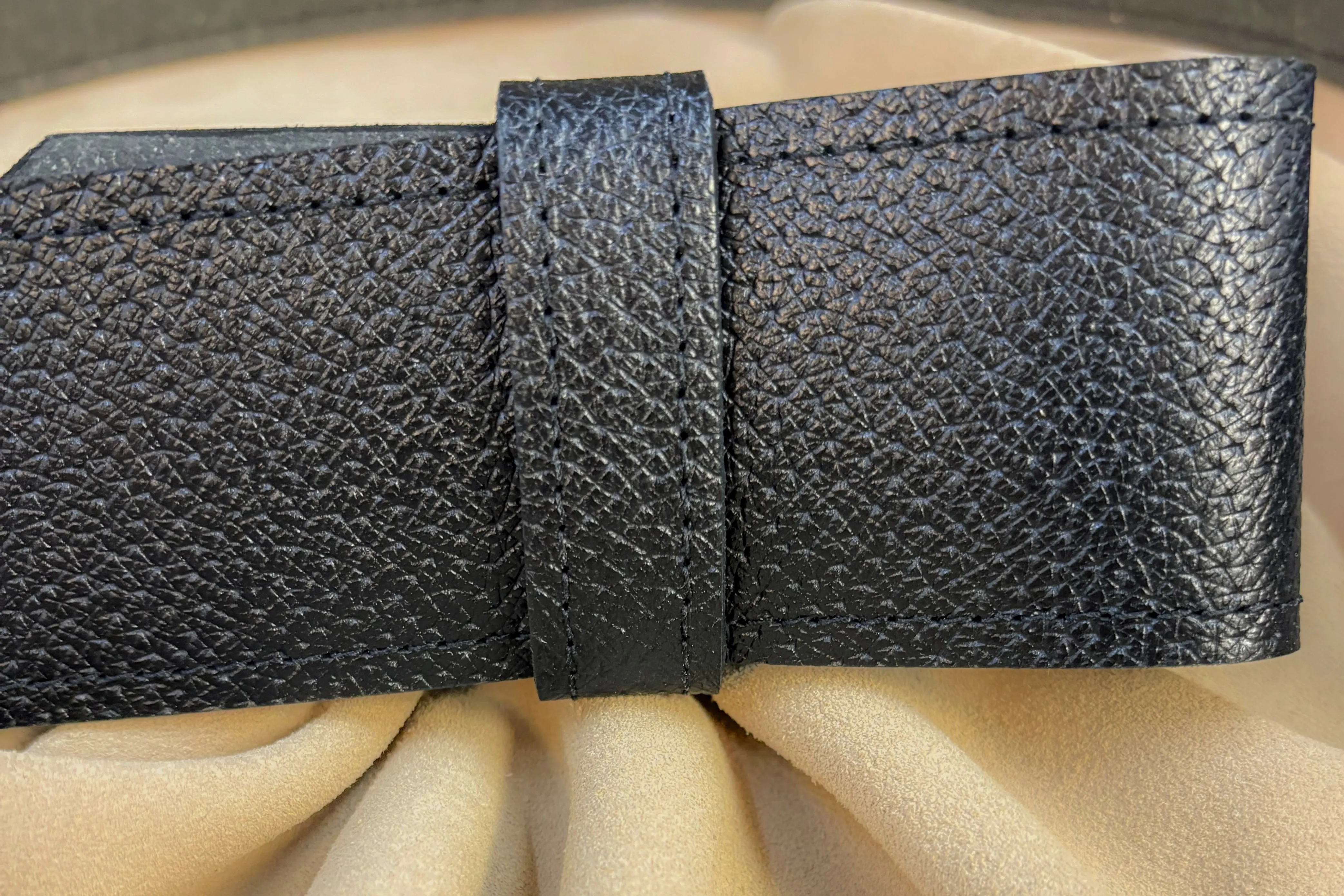 2.5″ Textured Black Leather Kilt Belt