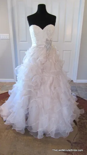 Allure Bridals 8955