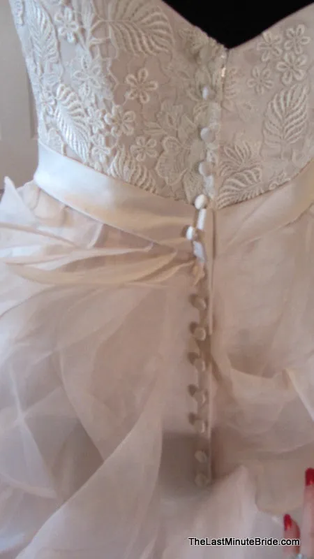 Allure Bridals 8955