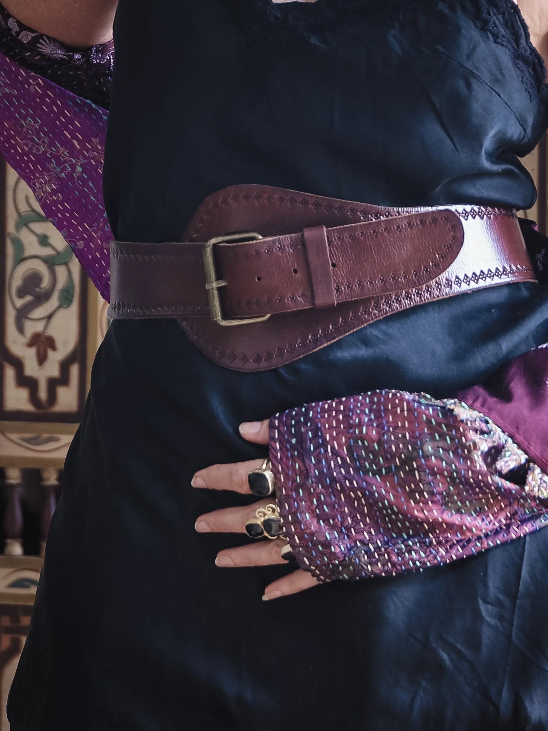 Babushka Wide Leather  Belt