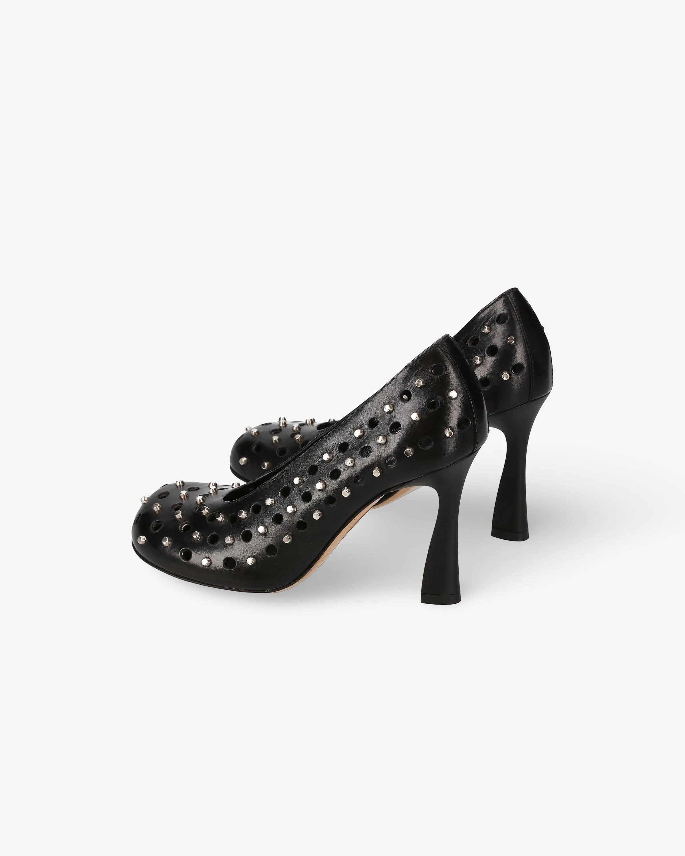 Chanel calfskin shoe with studs