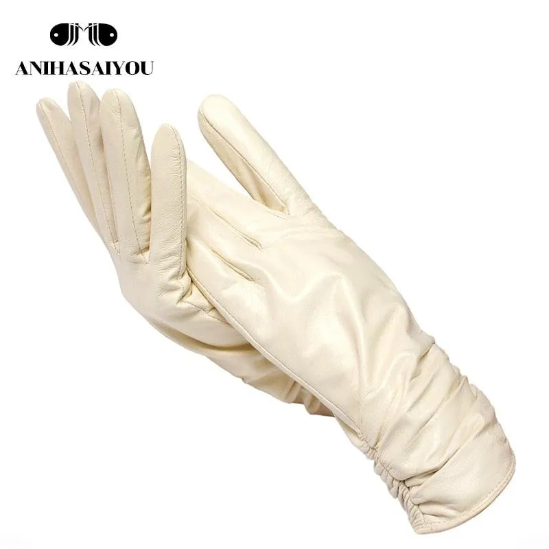 Classic pleated leather gloves