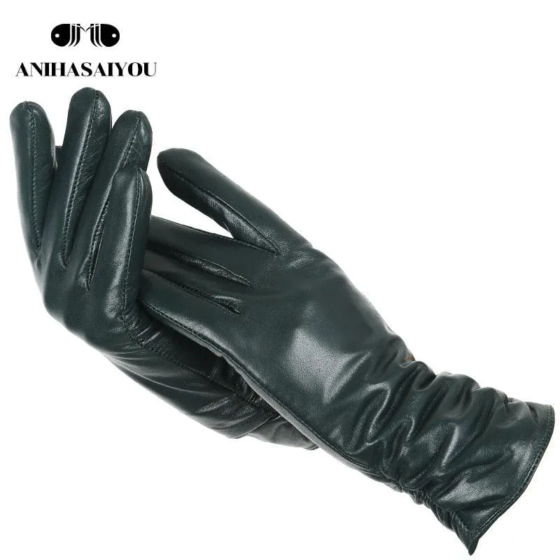 Classic pleated leather gloves
