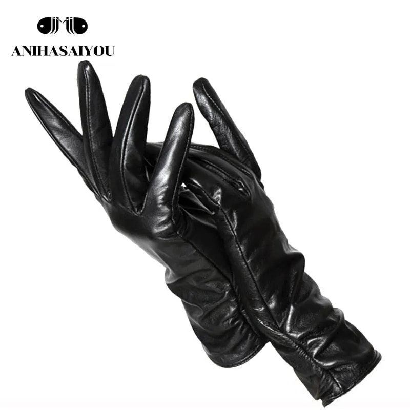 Classic pleated leather gloves