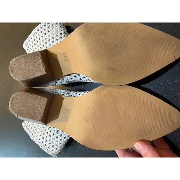 COCONUTS By MATISSE Golden Hour White Pointed Toe Heeled Bootie Size 9.5 Cowboy