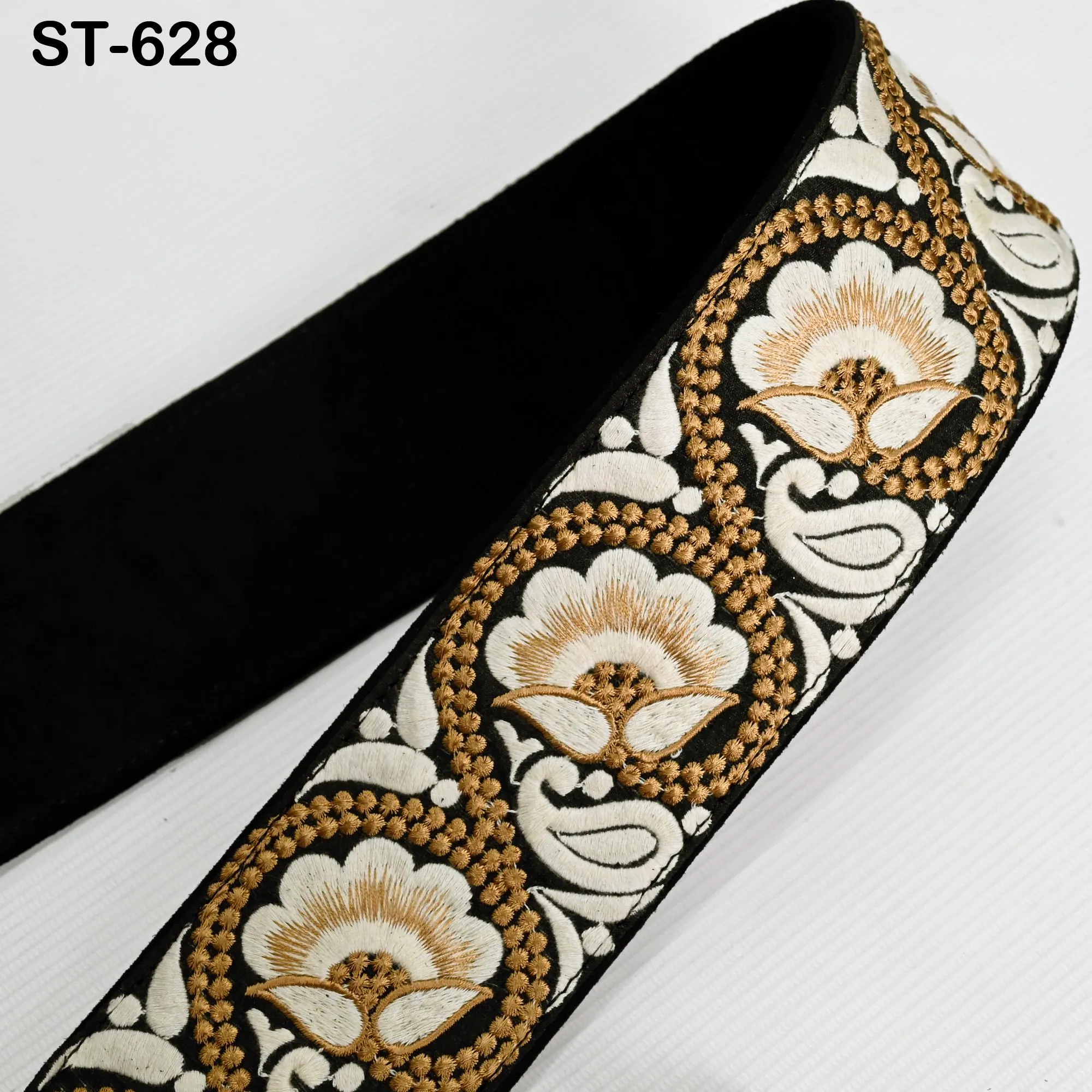Embroidery Suede Leather Belt for Women Bohemian, Reversible Adjustable Ethnic Belt for Summer Wedding Dresses Unique Gift for Friend