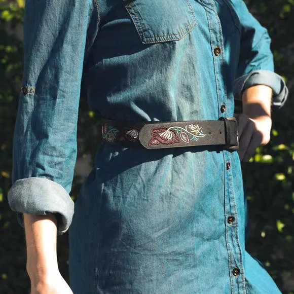 Flower Embroidered Statement Belt: Black