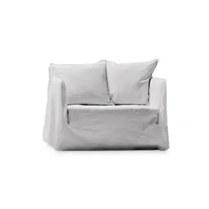 Ghost 09 - Love Seat