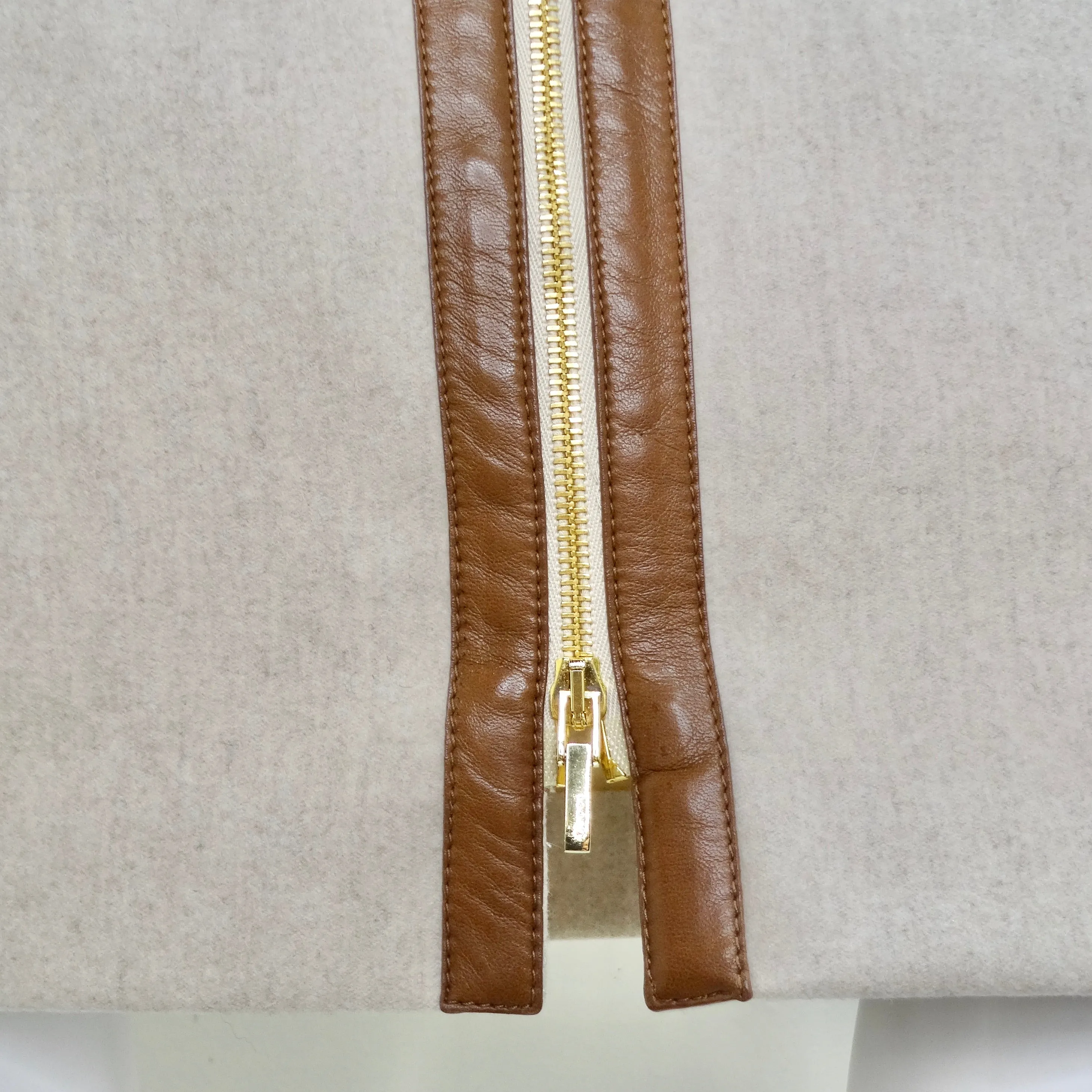 Gucci Belted Wool Pencil Skirt