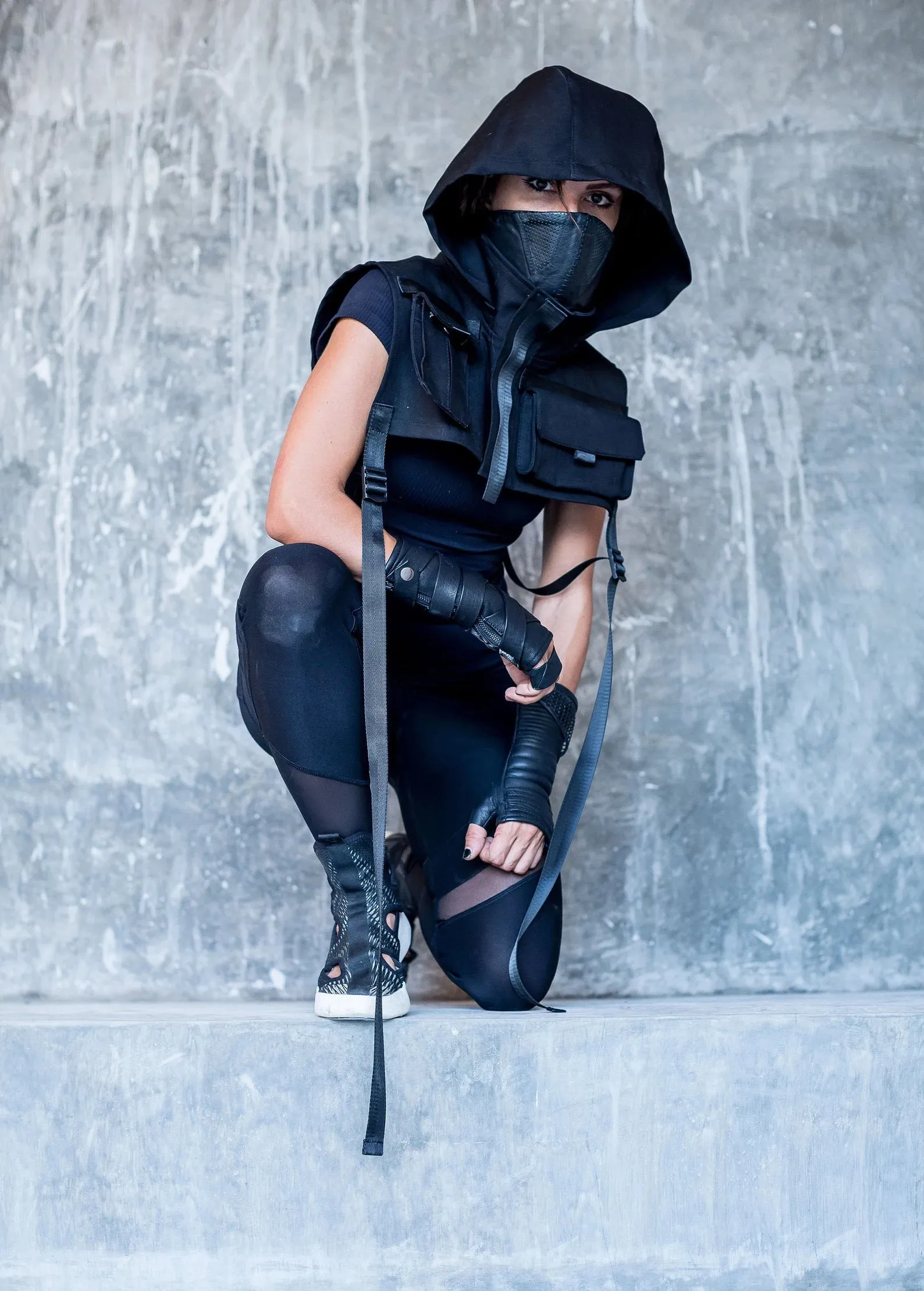 HIGHER GROUND Hooded Cropped Unisex Vest