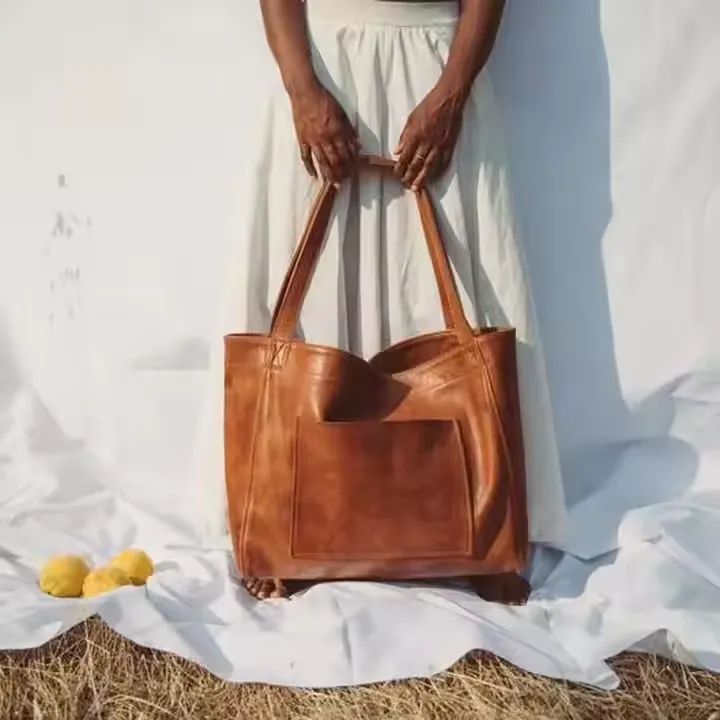 Isabella™ - Classic Leather Shoulder Bag