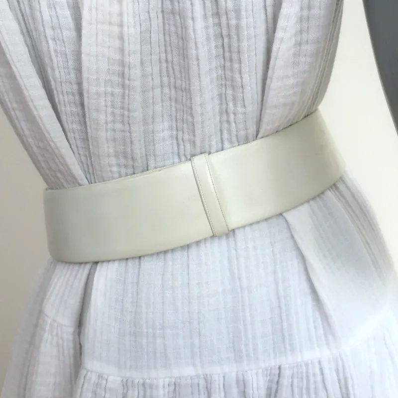Judith Leiber Gold Man Buckle Wide Belt Cream Leather One Size