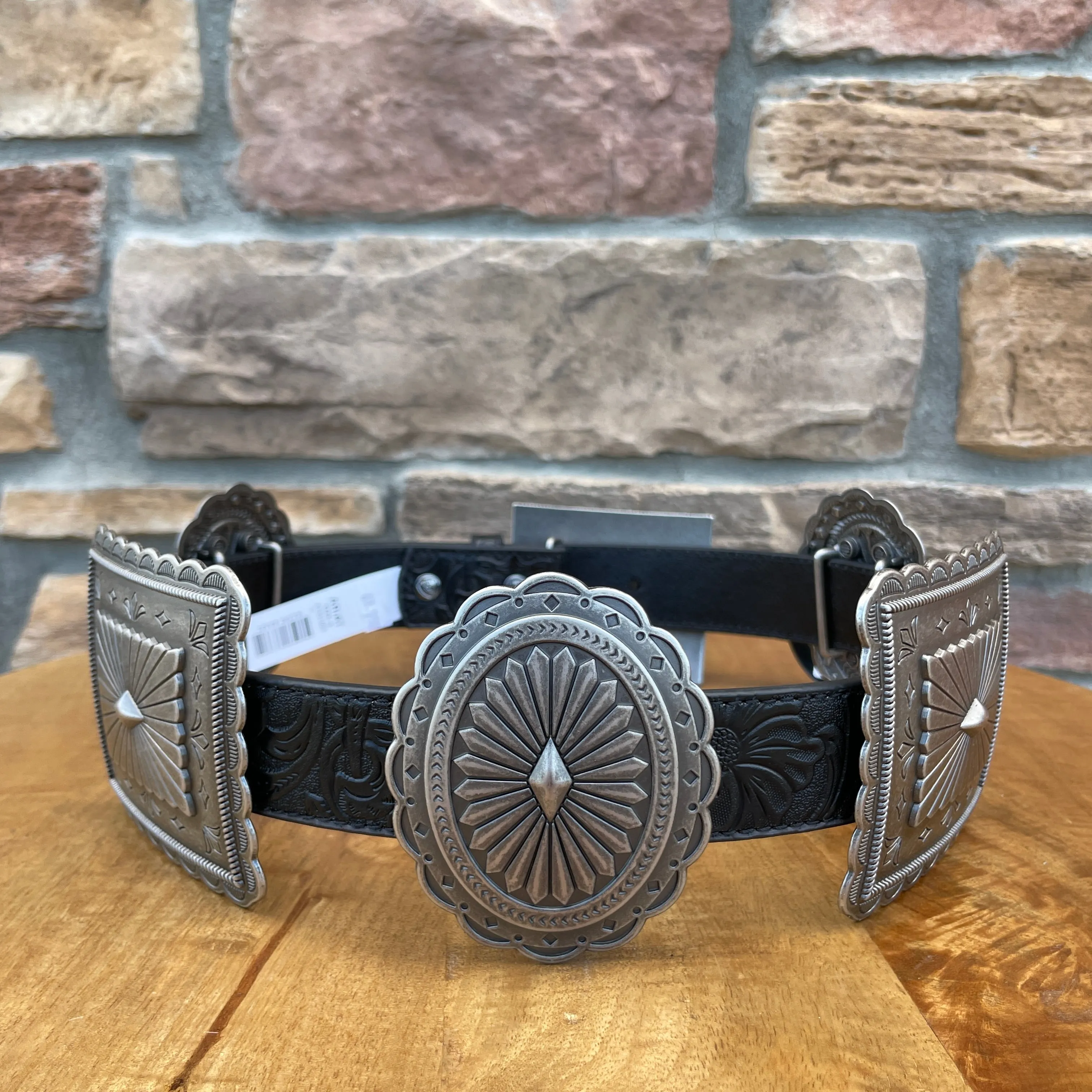 Lanessa Ariat Silver/Black Concho Belt