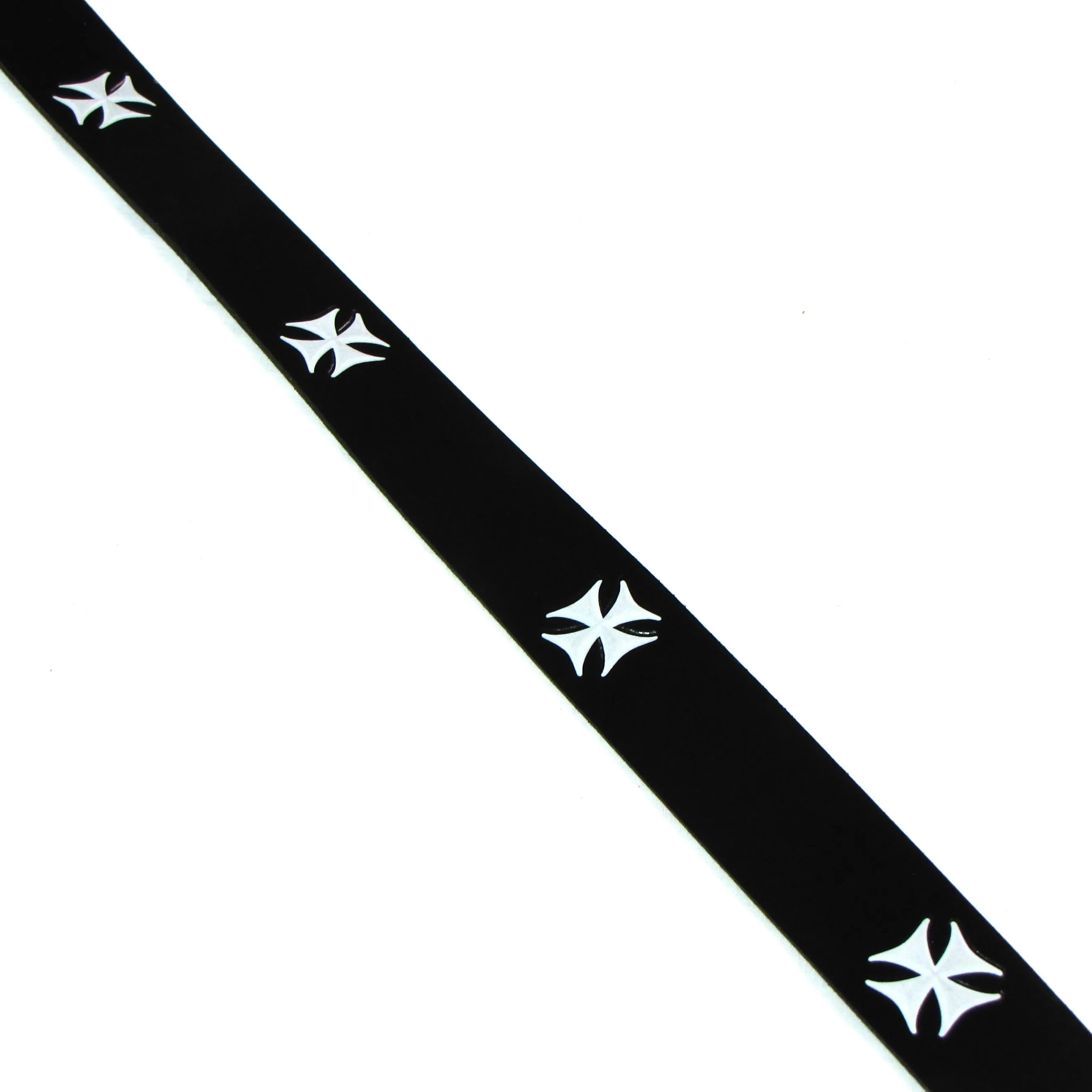 M237W   1 1/2" Belt- White Iron Cross