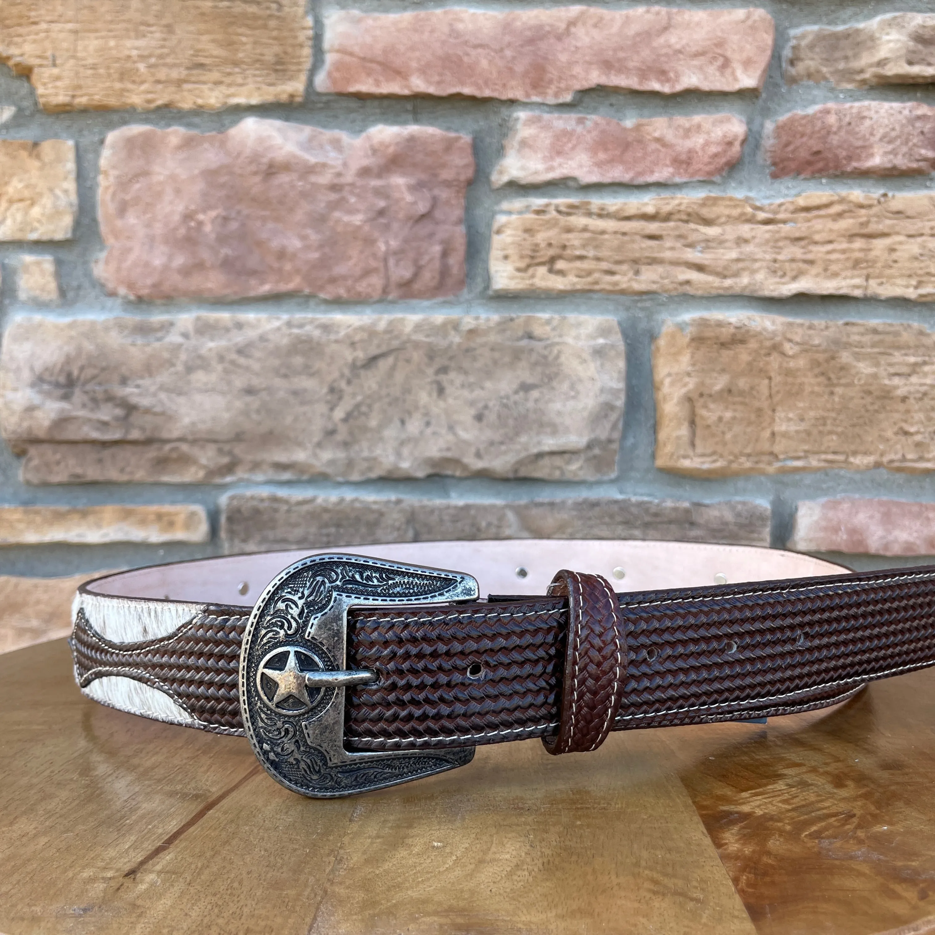 Men’s Rock’Em Brown Cow Hide Concho Belt