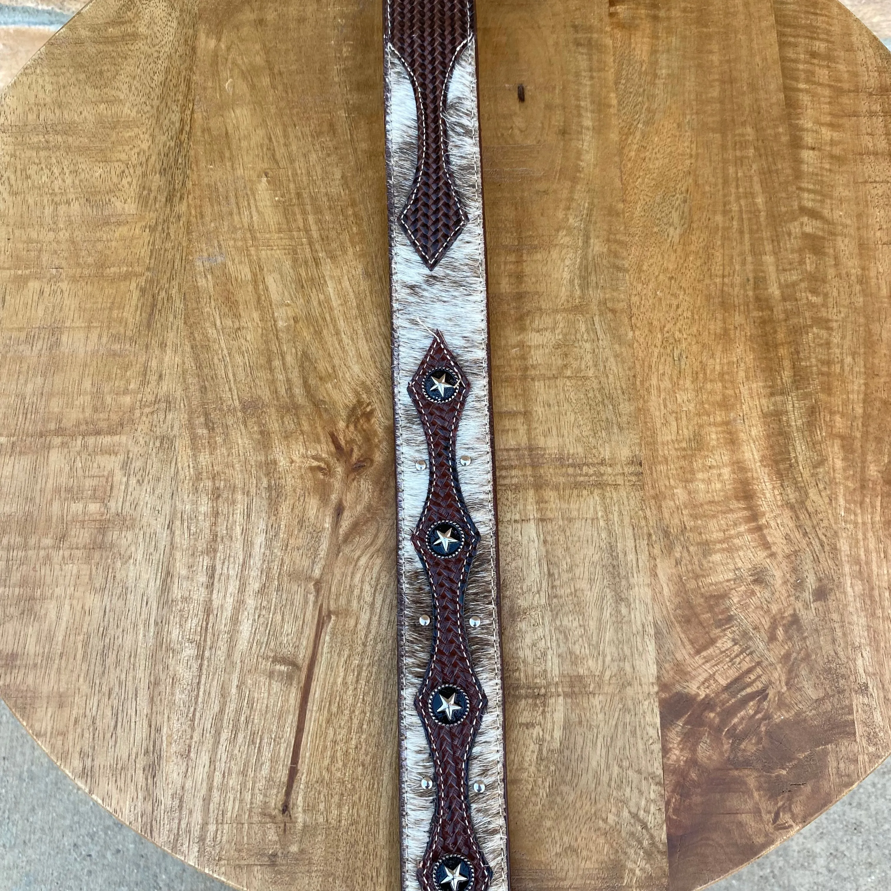 Men’s Rock’Em Brown Cow Hide Concho Belt