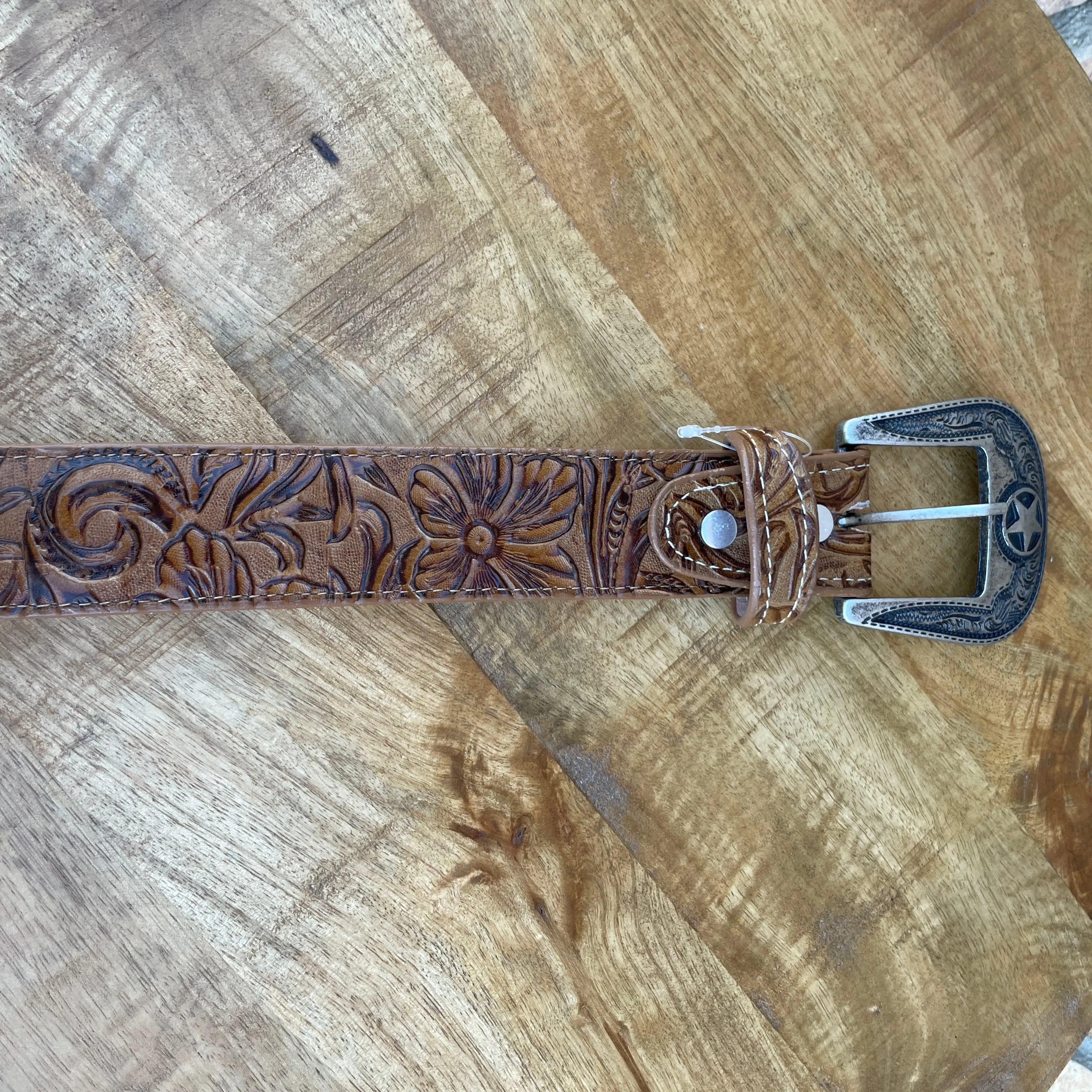 Men’s Rock’Em Honey Cow Hide Concho Belt