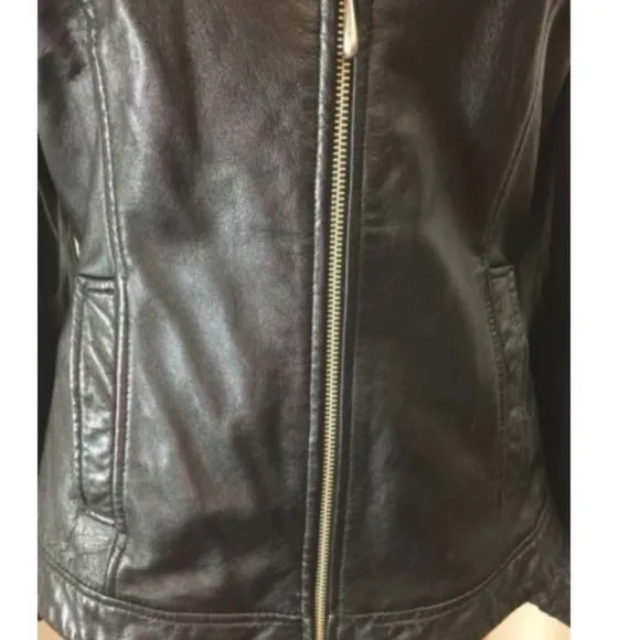 Pelle Studio Genuine Leather Jacket with Fitted Shape