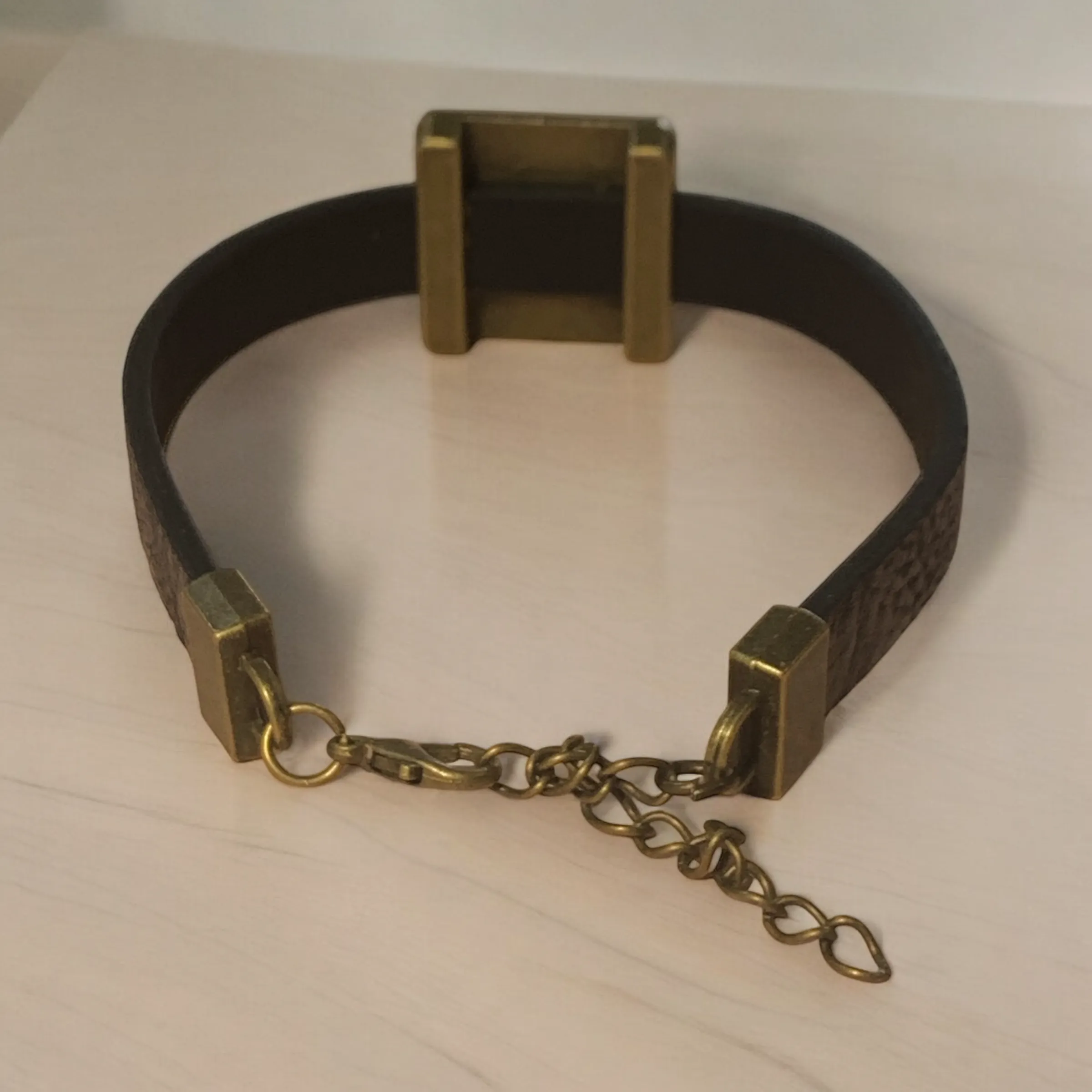 Square Bezel Black Leather Bracelet
