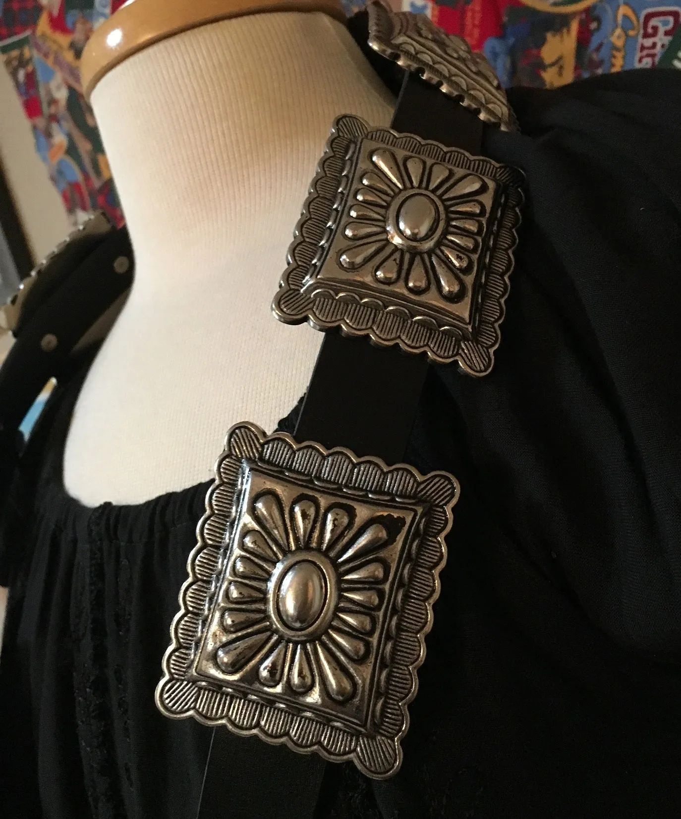 Western Fashion Belt Accessory: Leather with Conchos