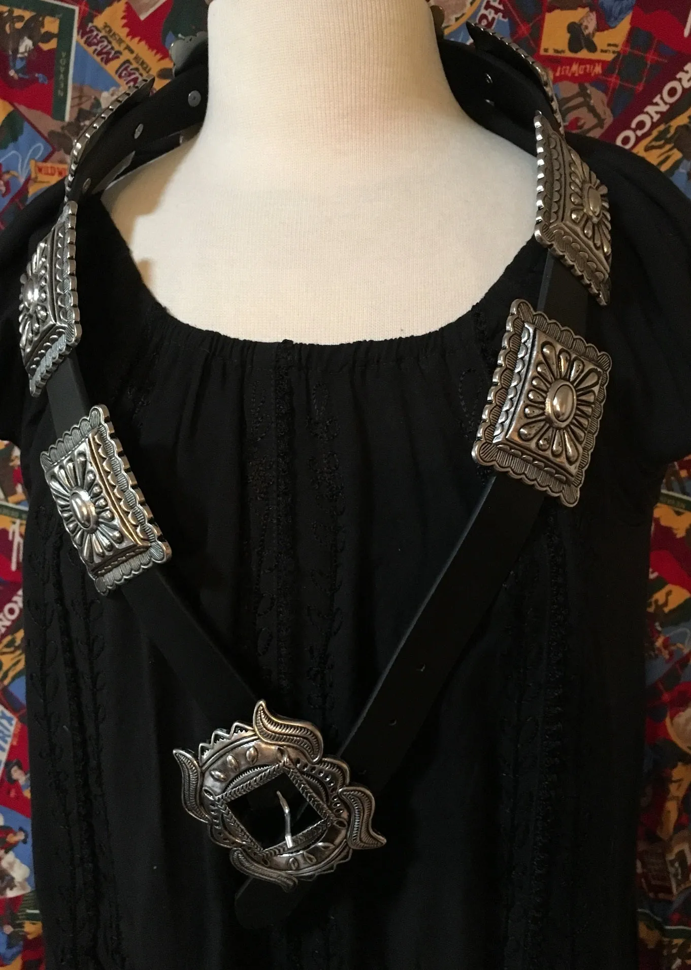 Western Fashion Belt Accessory: Leather with Conchos